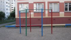 Площадка для воркаута в городе Гомель №150 Маленькая Современная фото